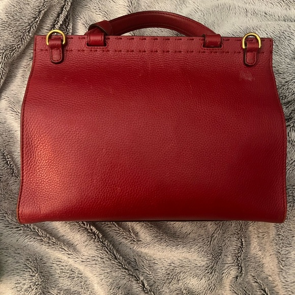 Gucci marmount handbag, has wear on corners, left side of bag and some scratches - Picture 6 of 6